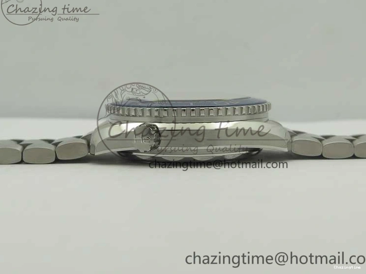 0428 Planet Ocean 2016 43.5mm SS Blue Bezel OM 1:1 Best Edition Blue Dial on SS Bracelet A8900 V WellDesigned 8029